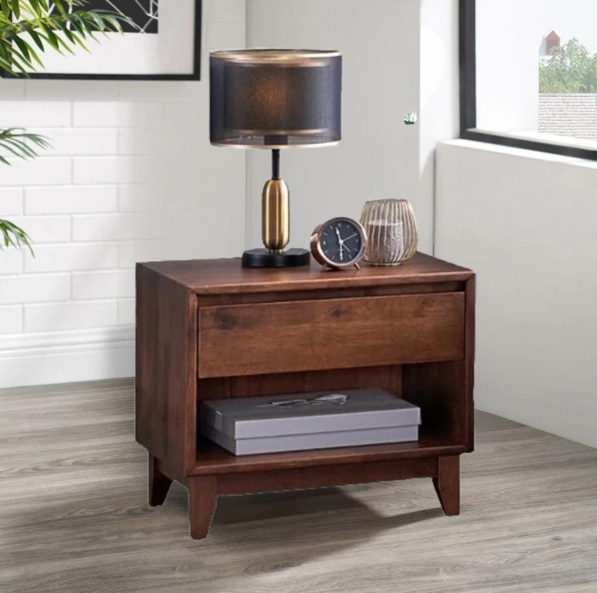 VerDesign BAYERN nočný stolík, vlašský orech